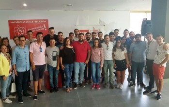 El valenciano Fran López inicia en Elda la precampaña por la Secretaría General de Joves Socialistes