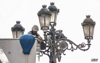 Los trabajos se están realizando para mejorar la rotonda. 