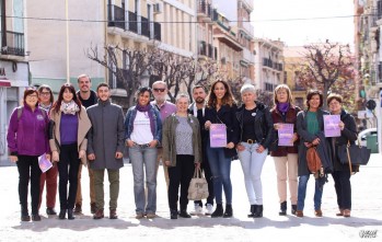 Numerosos colectivos se han sumado a esta manifestación.