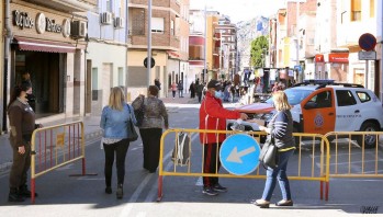 Imagen de la entrada del mercadillo de Virgen de la Cabeza.