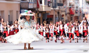 Imagen de una rodela en el Desfile Infantil de 2019, último año en el que se celebraron fiestas | J.C.