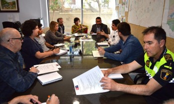 A la reunión han asistido ediles de ambas localidades y un técnico de movilidad.