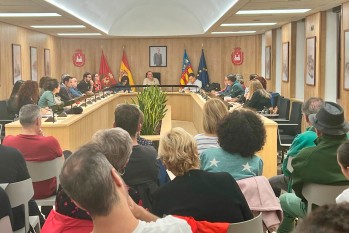 La reunión tuvo lugar en el salón de plenos del Consistorio. 