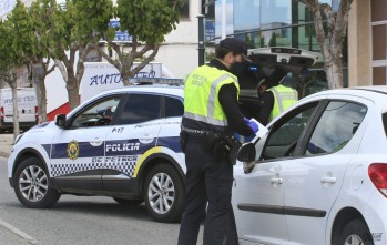 Detienen a un hombre sin carnet tras conducir a gran velocidad y dar positivo en drogas en Petrer