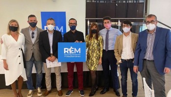 Miembros de la plataforma REM.