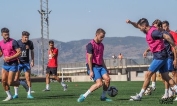 El Eldense se prepara para el primer partido de la temporada | J.C.