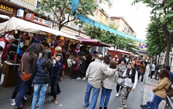 Cientos de personas han visitado durante el día el Mercado Medieval | Jesús Cruces.