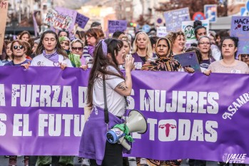 La Asamblea Feminista del VInalopó Mitjà ha convocado esta manifestación.