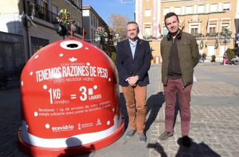 Elda y Petrer se suman a la campaña navideña para reciclar 