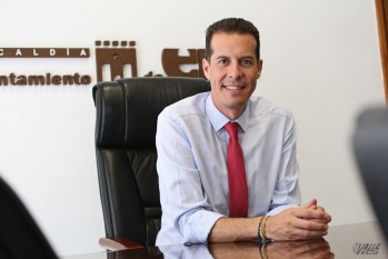 El alcalde se acerca más al entorno de Ximo Puig | J.C.