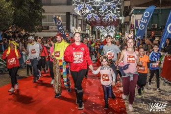 Cada año miles de personas participan en esta carera | J. C. 