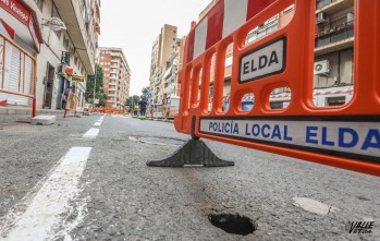 El socavón ha aparecido esta mañana | J.C.