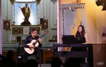 El concierto cerró con el homenaje a las víctimas de la pandemia.