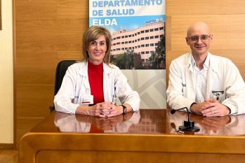 La Gerente del Departamento de Salud de Elda, Dra. Beatriz Massa junto con al nuevo Director Médico, el Dr. Francisco Canals |  Redes sociales.