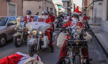 Los Papa Noel moteros recorrerán ambos municipios | J.C.