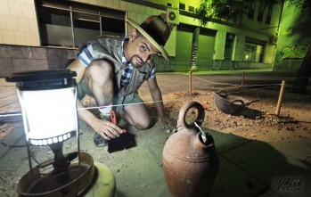 Alberto Rodríguez, de Carasses, recreó a un arqueólogo que contó la historia más antigua de Elda | Jesús Cruces.